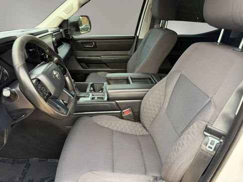 Used 2024 Toyota Tundra SR AWD/4WD image 9