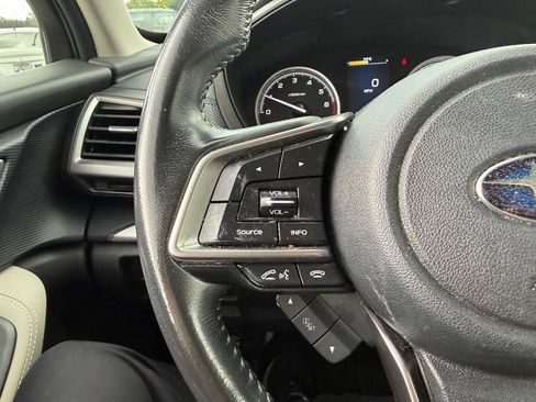 Used 2023 Subaru Forester Premium AWD/4WD image 29