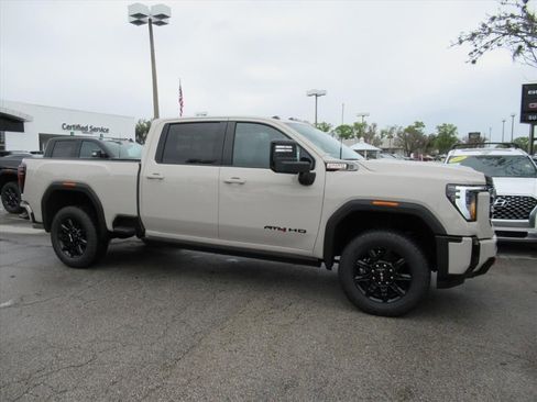 New 2026 GMC Sierra 2500 AT4 w/ AT4 Premium Plus Package AWD/4WD image 2