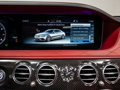 Used 2020 Mercedes-Benz S 63 AMG 4MATIC Sedan w/ Warmth & Comfort Package image 35
