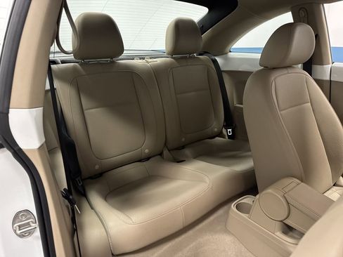 Used 2016 Volkswagen Beetle 1.8T SE image 28