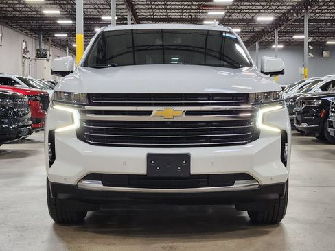 Used 2023 Chevrolet Tahoe LT w/ Luxury Package AWD/4WD image 2