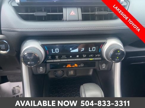 Certified 2025 Toyota RAV4 XLE FWD image 32
