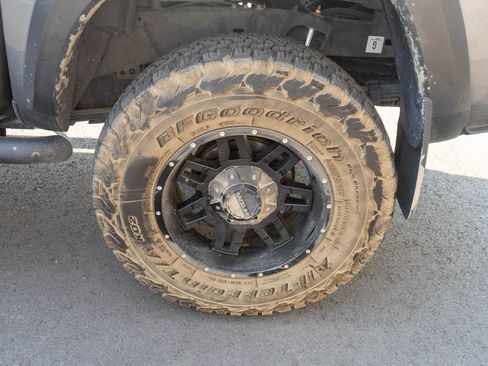 Used 2023 Toyota Tacoma TRD Off-Road AWD/4WD image 26