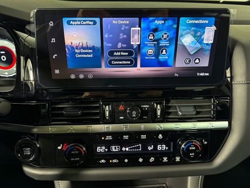 New 2026 Nissan Pathfinder SL image 13