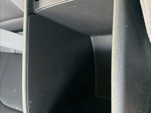 Used 2020 Chevrolet Malibu LS image 28