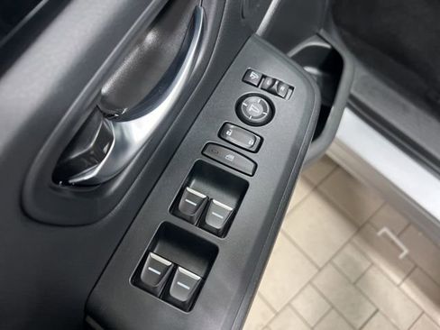 Used 2025 Honda Pilot TrailSport image 20