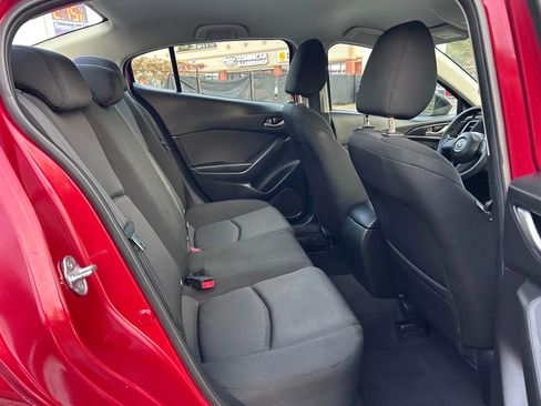 Used 2015 MAZDA MAZDA3 i SV image 23