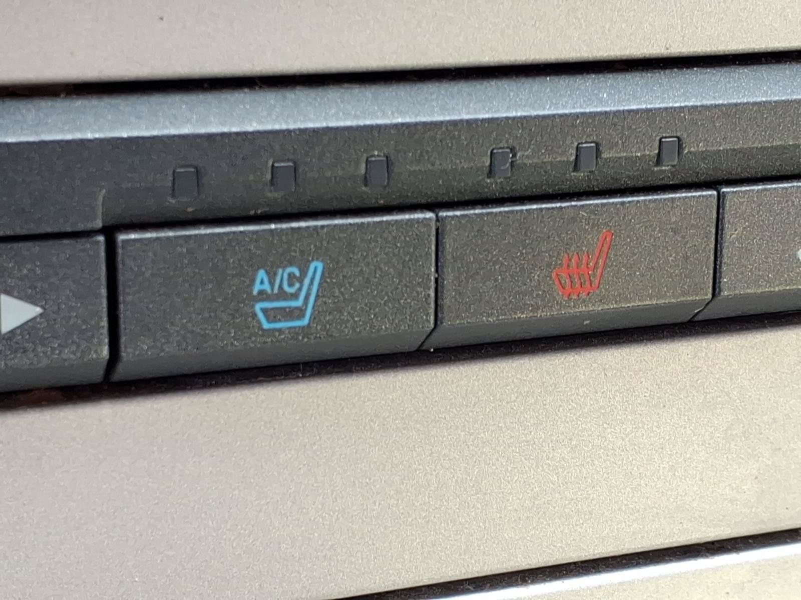 Used 2009 Lincoln MKX AWD image 9