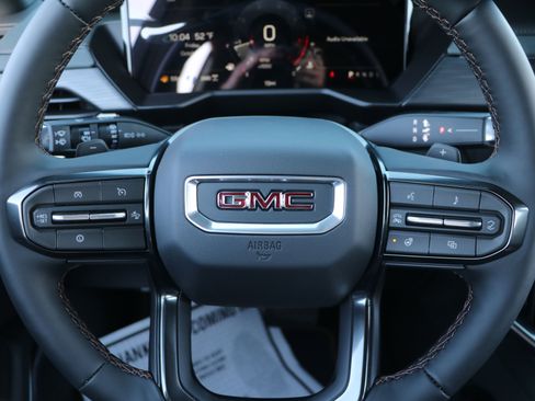 New 2026 GMC Acadia AT4 w/ Luxury Package image 17