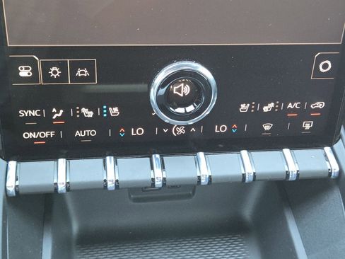 New 2026 GMC Terrain Elevation w/ Elevation Premium Package image 33