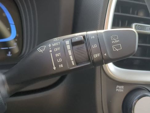 New 2026 Hyundai Venue SEL FWD image 27