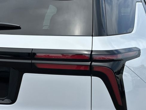 New 2025 Chevrolet Traverse LT w/ Enhanced Driving Package image 34