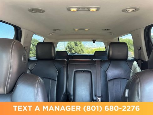 Used 2015 GMC Acadia SLT FWD image 29