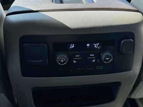 Used 2017 Chevrolet Tahoe Premier RWD image 30