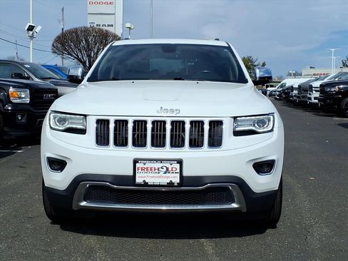 Used 2015 Jeep Grand Cherokee Limited w/ Trailer Tow Group IV image 2