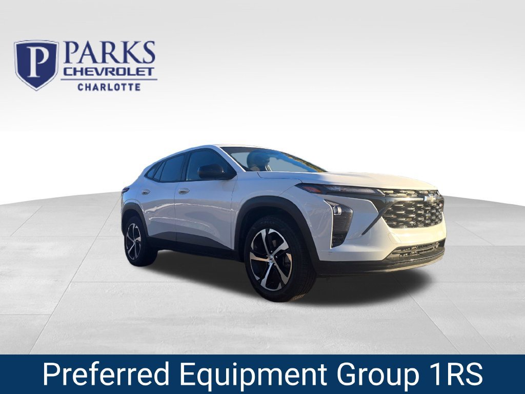 Certified 2024 Chevrolet Trax RS w/ Sunroof Package FWD image 1