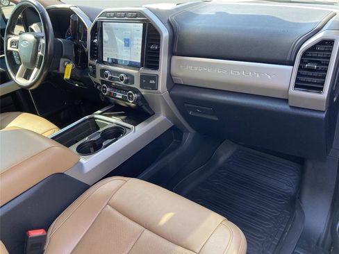 Used 2022 Ford F250 Lariat w/ Lariat Value Package image 24