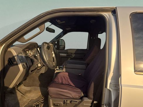 Used 2008 Ford F250 Lariat image 8