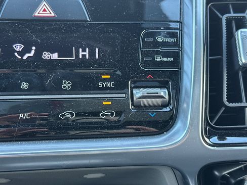 Certified 2023 Kia Sorento SX Prestige image 29