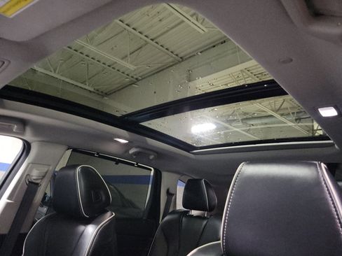 Used 2023 Acura MDX SH-AWD w/ Advance Package image 18