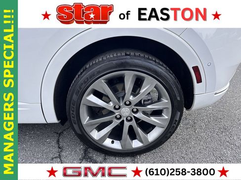 Used 2021 Buick Envision Avenir w/ Technology Package II image 43