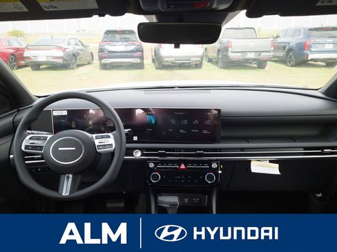 New 2025 Hyundai Santa Cruz SEL image 17