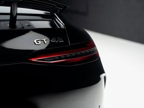 Used 2022 Mercedes-Benz AMG GT 43 image 30