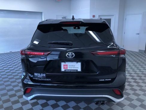 Certified 2025 Toyota Highlander XSE AWD/4WD image 13