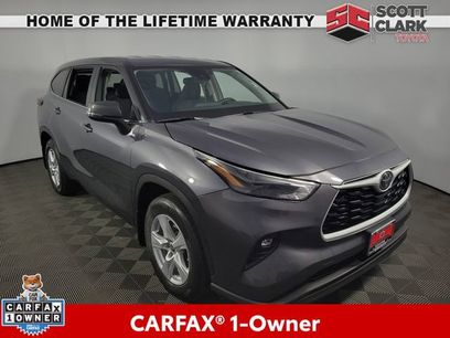 Used 2024 Toyota Highlander LE
