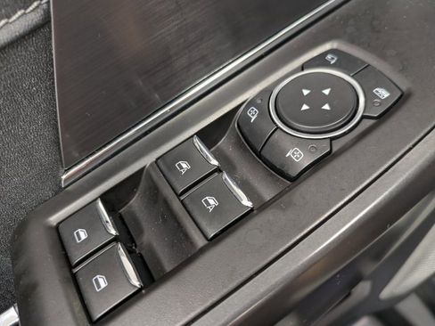 Used 2024 Ford F150 Lariat w/ Equipment Group 502A High image 9