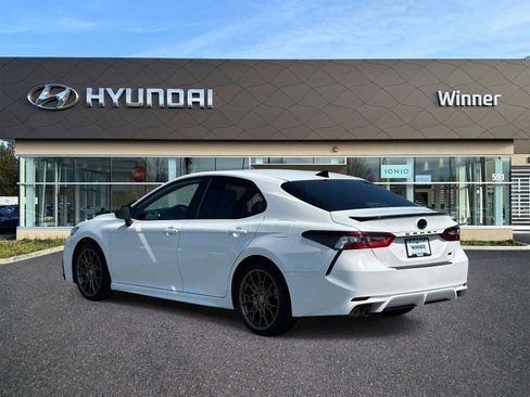 Used 2023 Toyota Camry SE w/ Protection Package (Q2) (TMS) FWD image 4