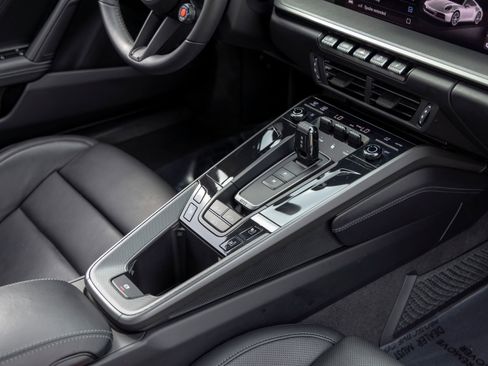 Used 2025 Porsche 911 Carrera image 46