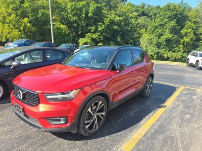 Used 2020 Volvo XC40 T5 R-Design w/ Protection Package