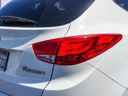 Used 2012 Hyundai Tucson GLS image 8