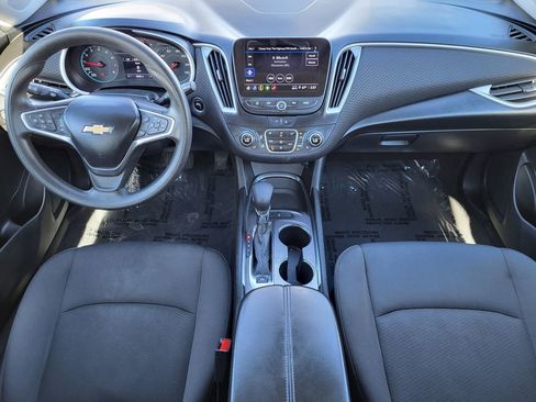 Used 2023 Chevrolet Malibu LT image 15