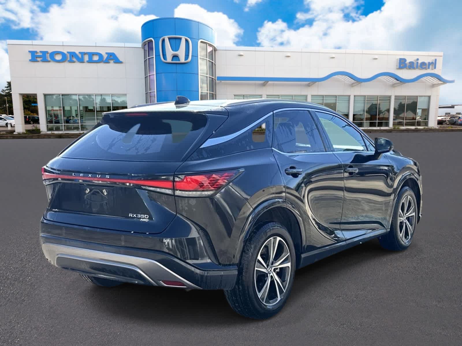 Used 2023 Lexus RX 350 Premium w/ Accessory Package AWD/4WD image 5