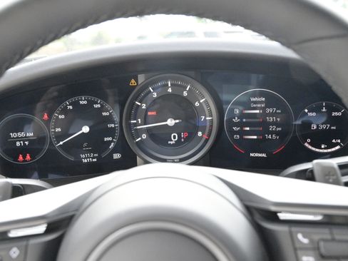 Used 2024 Porsche 911 Targa 4S image 30