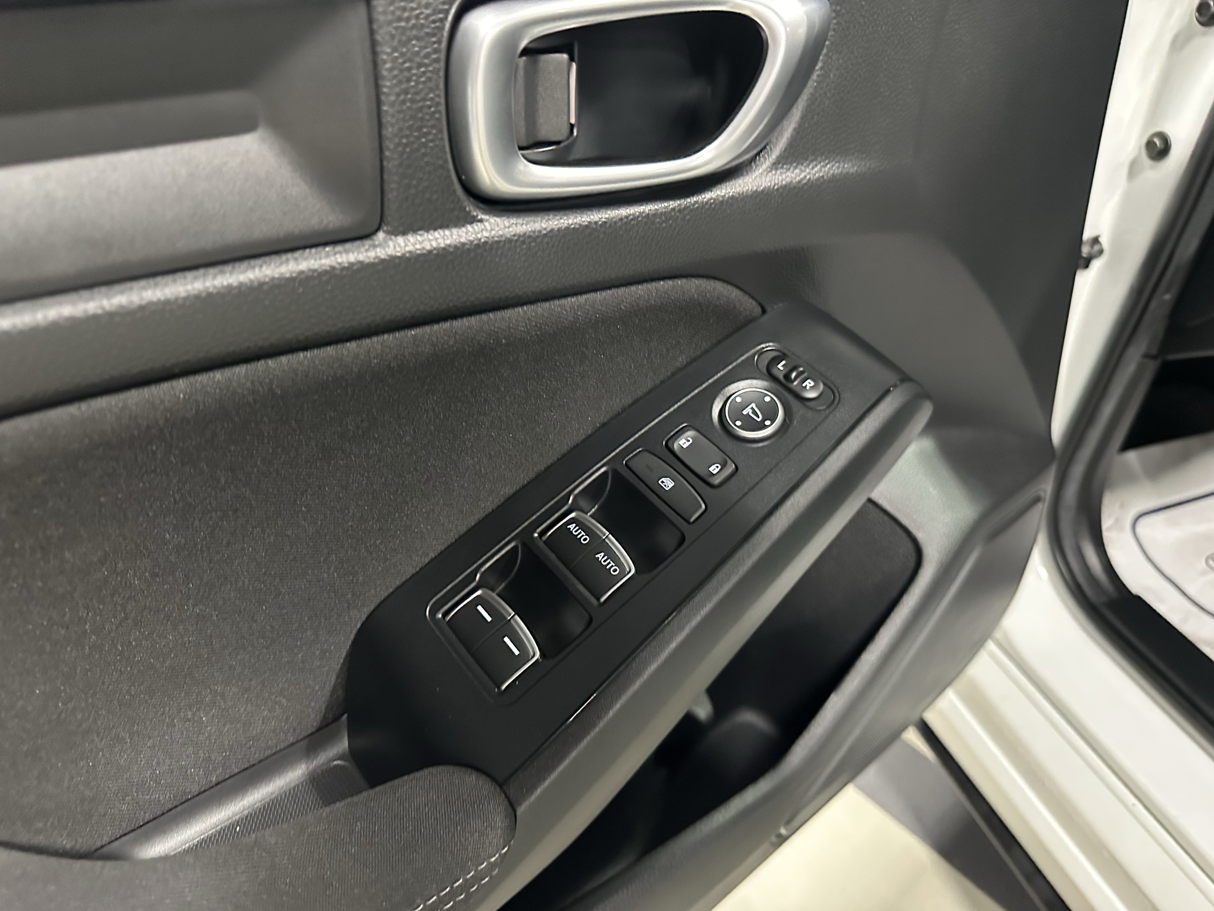 Used 2024 Honda Civic LX image 18
