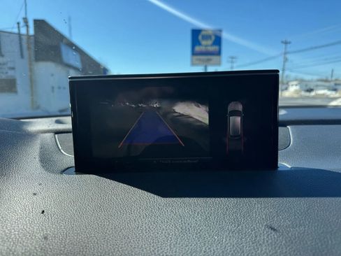 Used 2017 Audi Q7 3.0T Premium Plus image 18