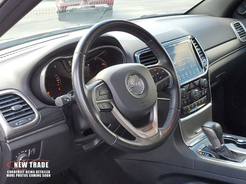 Used 2020 Jeep Grand Cherokee Limited AWD/4WD image 23