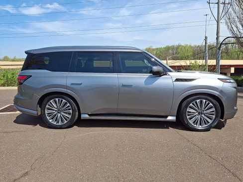 Certified 2025 INFINITI QX80 Sensory AWD/4WD image 7