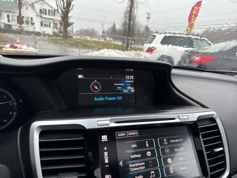 Used 2017 Honda Accord EX-L image 14