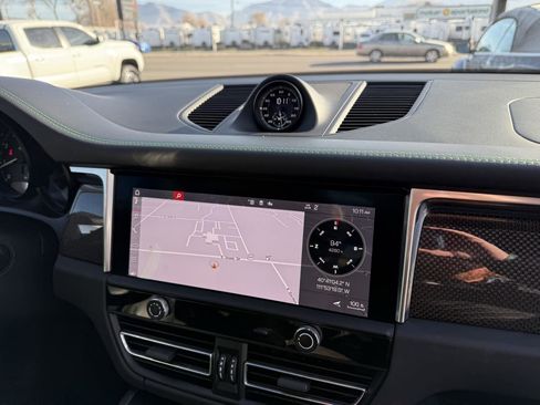 Used 2023 Porsche Macan GTS image 24