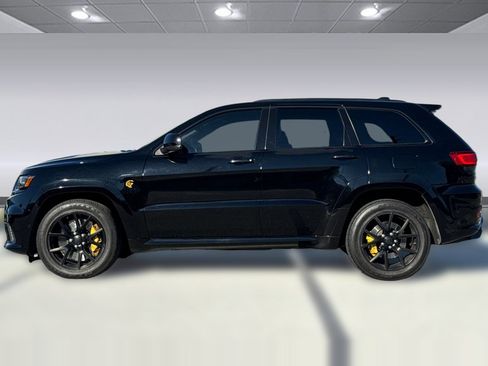 Used 2018 Jeep Grand Cherokee Trackhawk image 2