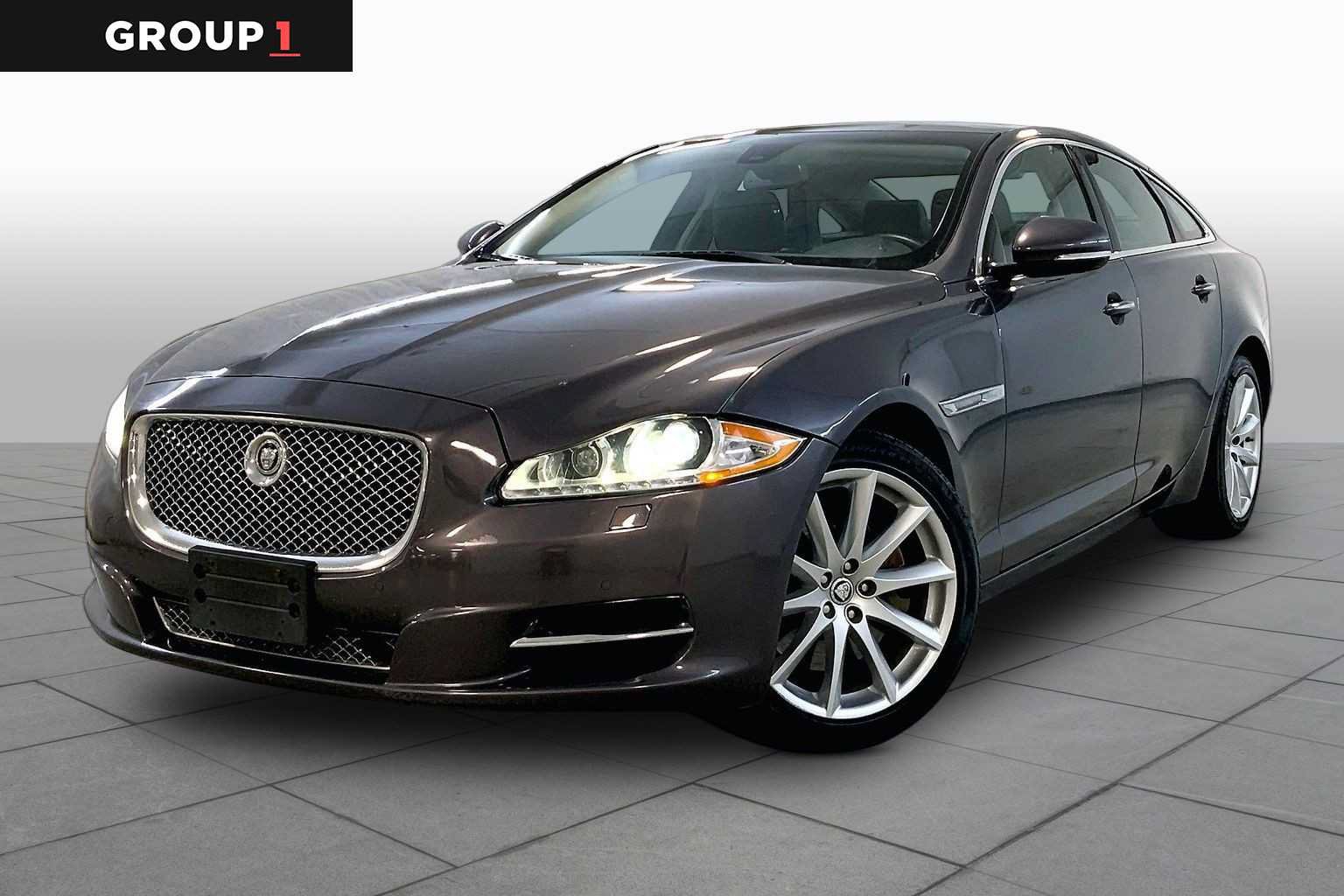 Used 2011 Jaguar XJ RWD image 1