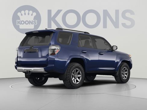 Used 2024 Toyota 4Runner TRD Off-Road Premium w/ Moonroof Package AWD/4WD image 4