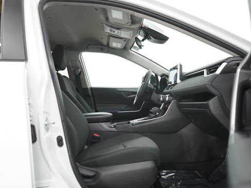 Used 2024 Toyota RAV4 XLE image 10