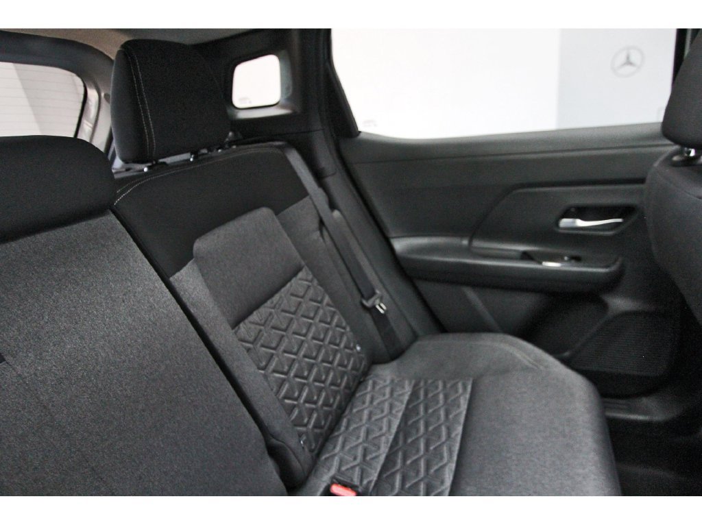 Used 2026 Nissan Kicks SV w/ SV Premium Package FWD image 12