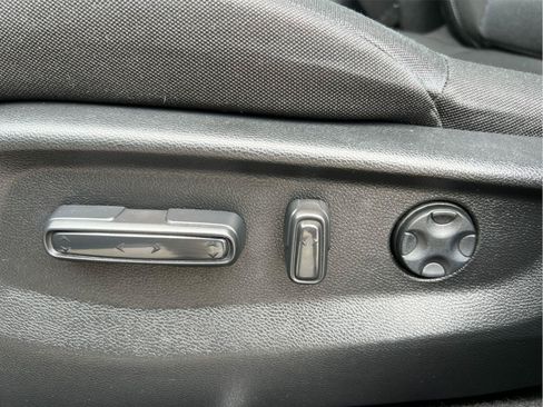 Used 2021 Honda CR-V EX image 12
